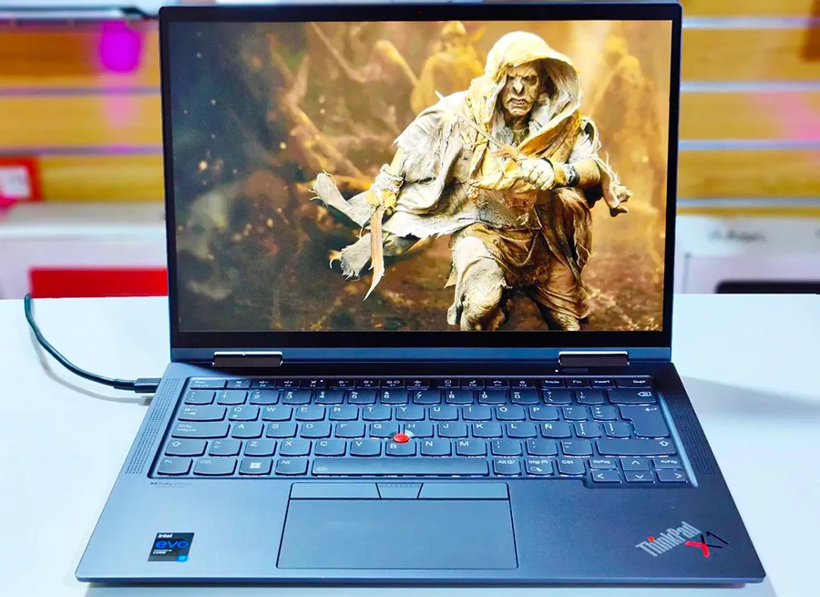 لپ تاپ استوک مدل Lenovo ThinkPad X1 Yoga 