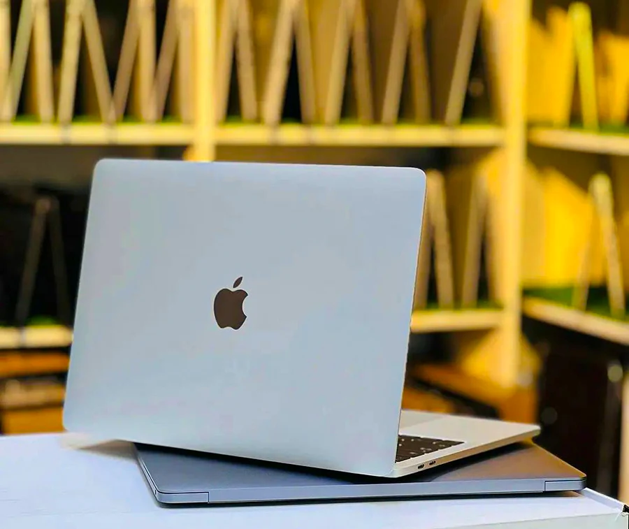 خرید لپ تاپ MacBook Pro 2017