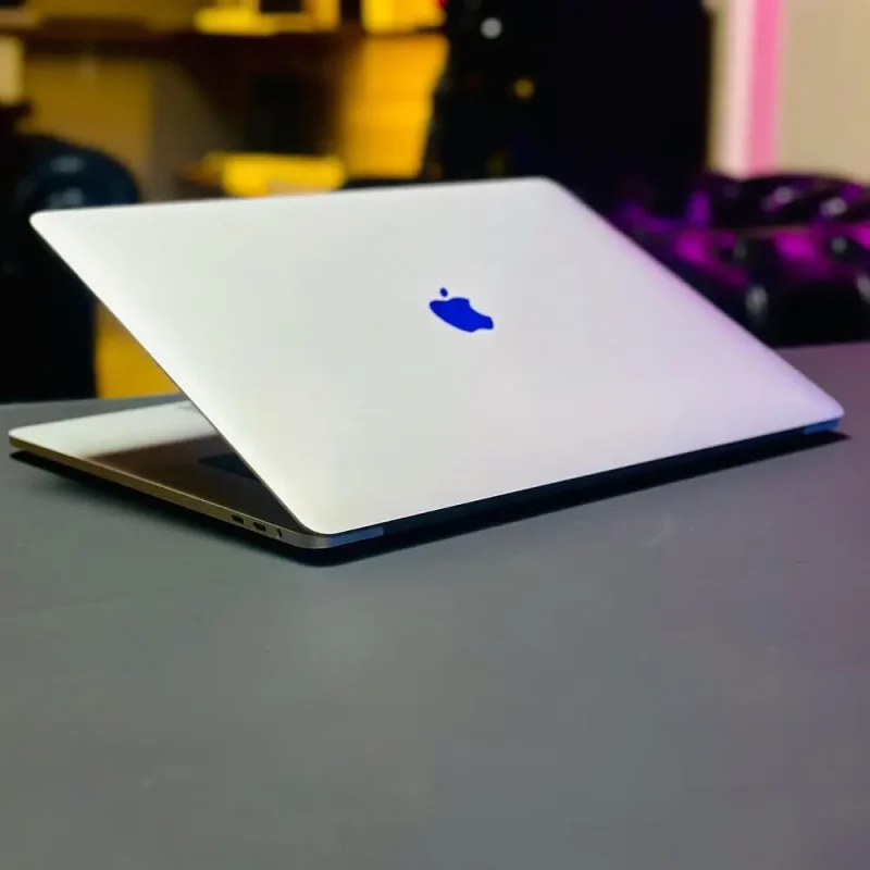 لپ تاپ 15 اینچی اپل مدل MacBook Pro 2018